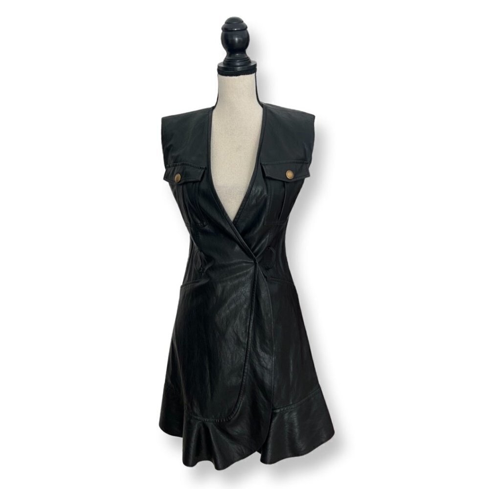 Pinko black deep V neck cross faux leather vest size 2